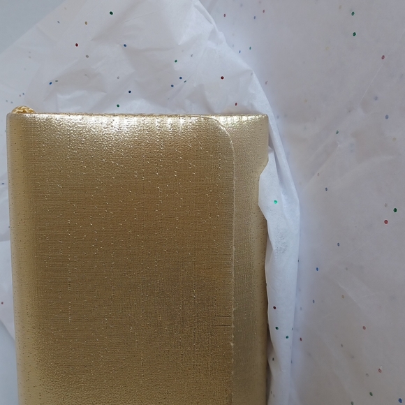 Vintage La Regale Gold Satin Clutch - Picture 2 of 10